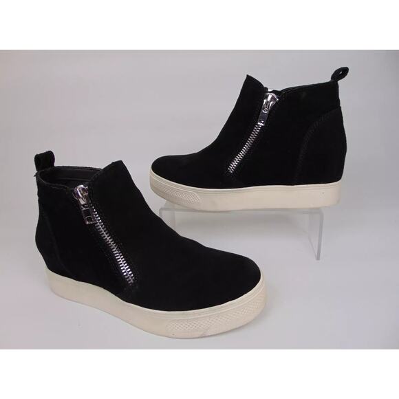 Steve Madden Wedgie Women Sz 9 Black Suede Booties Zip Hidden Wedge Ankle Shoes - Picture 1 of 8
